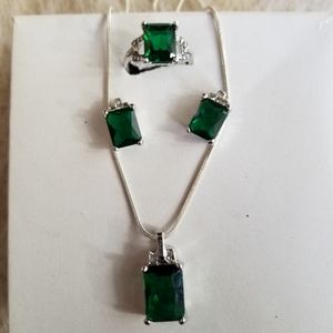 Emerald Green Silver Jewelry Set Ring size 6